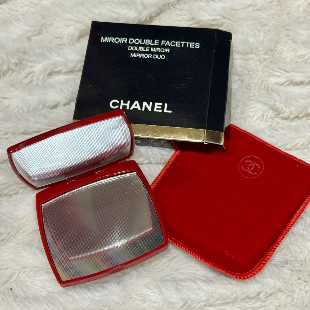 Luxurious Red Double Faceted Mirror NIB